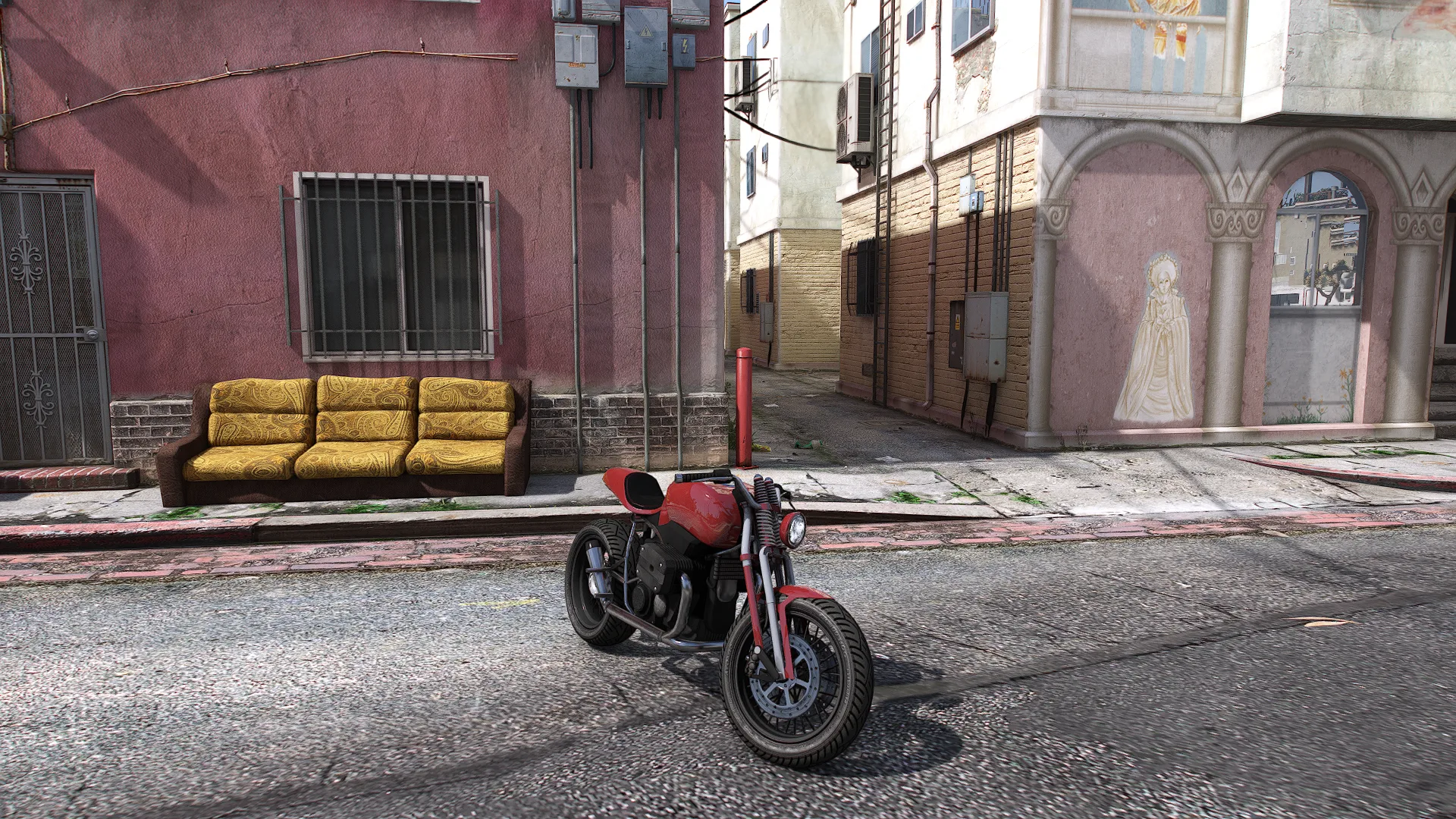 Pegassi FCR 1000 Custom